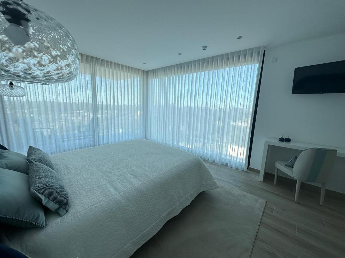Lux House * Leiria