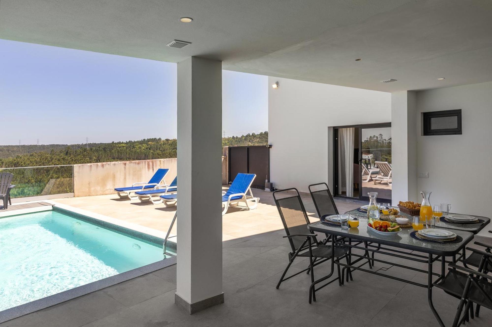 Villa Lux House